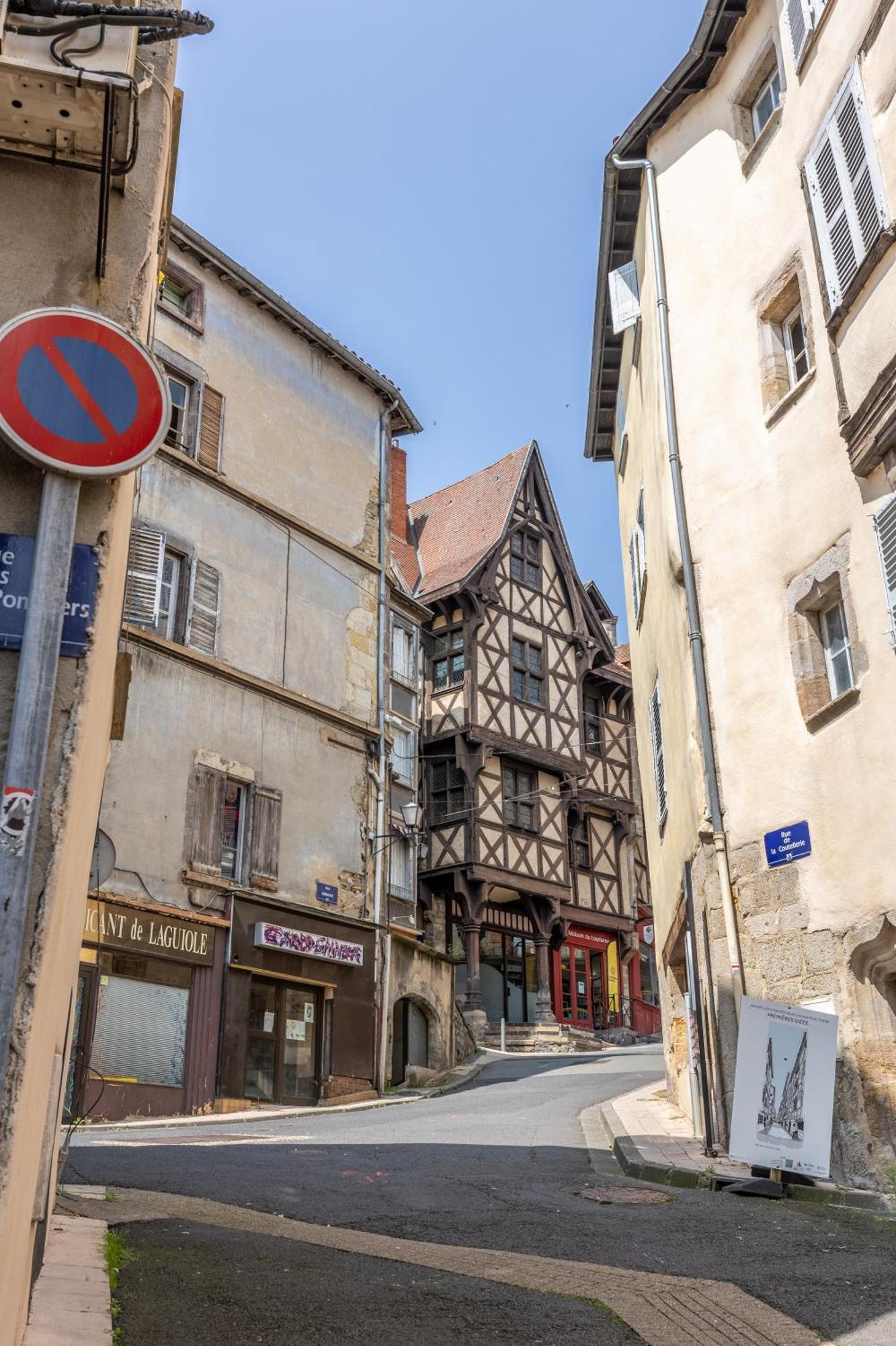 Apartment Le Grand Pirou # Lumineux # Halte Auvergne Thiers